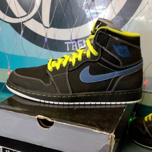 Air Jordan 1 Retro High - Picture 9 of 11